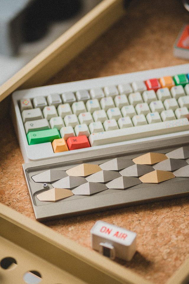 Dragon Scale Wrist Rest 65% - Silicone Connector Version