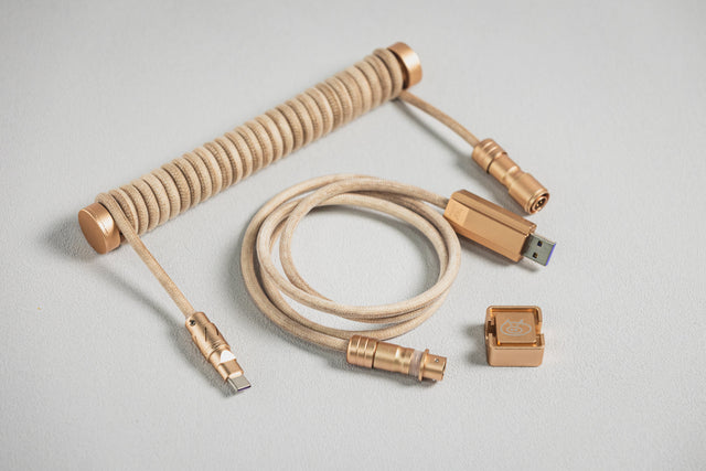 LeleLab x Win Shop Dune Coiled Aviator USB Cable
