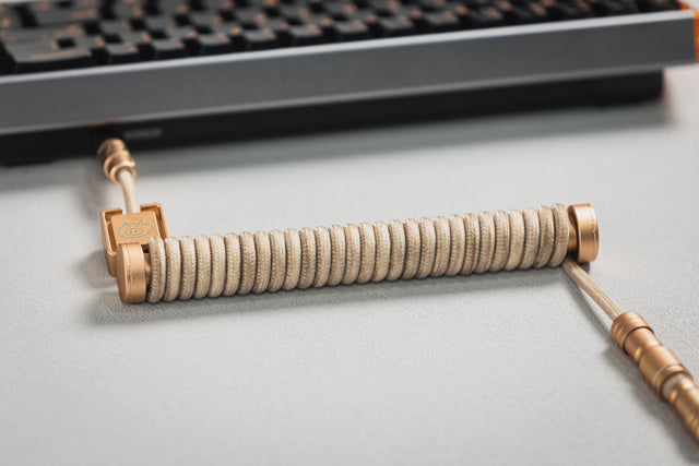 LeleLab x Win Shop Dune Coiled Aviator USB Cable