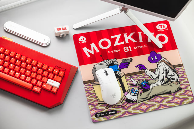 LeleDesign x Mozkito Leee Glass Mousepad
