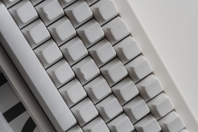 LeleLab Hokkaido White Keycap Set