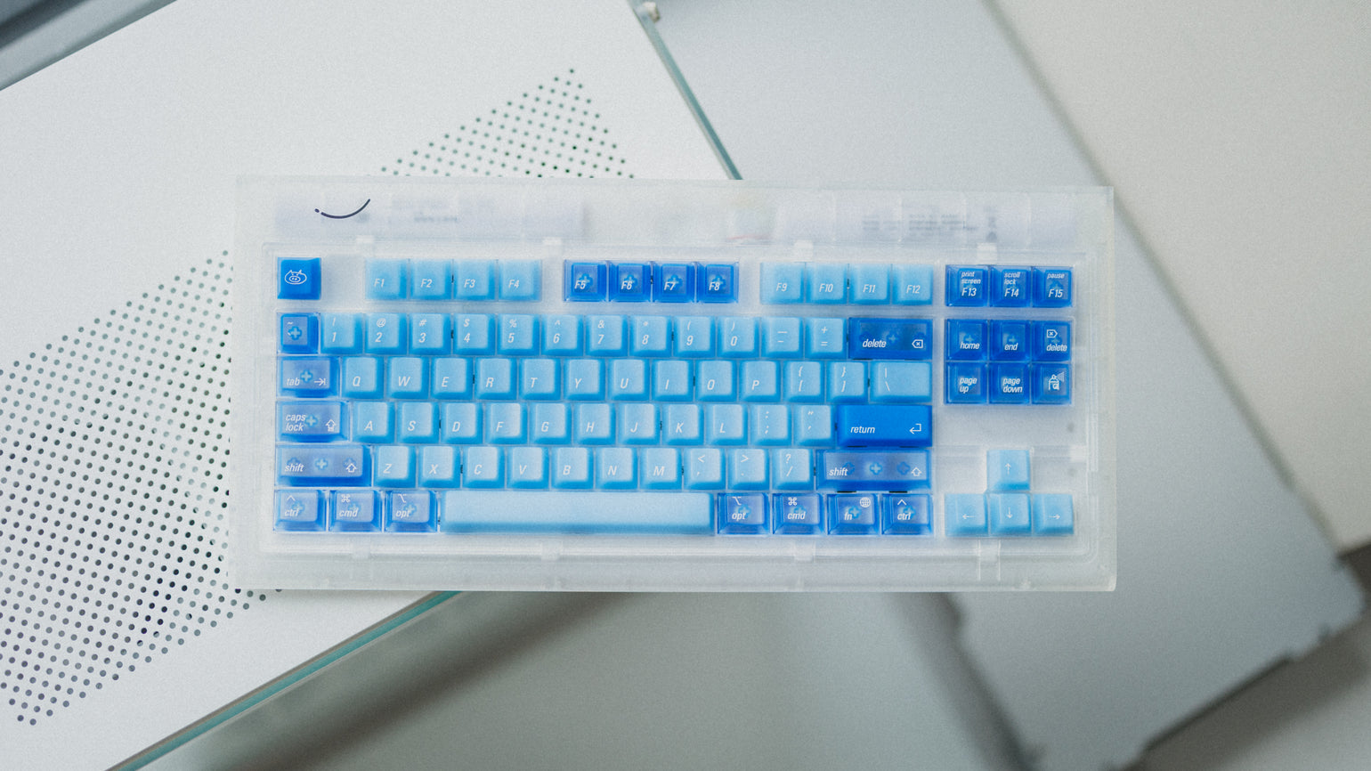 LeleDesign Ocean Blue translucent Cherry profile keycaps fitted to a demonstration keyboard
